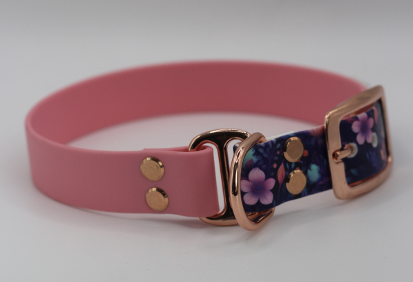 Midnight Blossom x Rosa Halsband